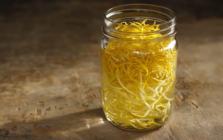 Classic Lemon Liqueur_post3