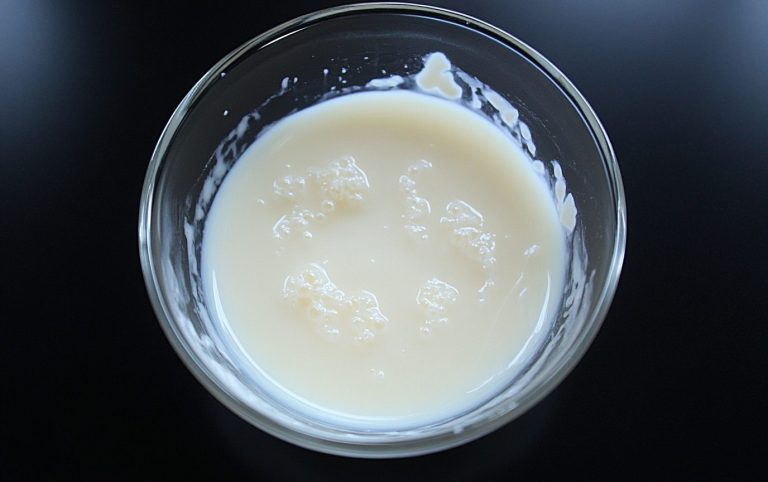 Classic Blueberry Muffins_post5