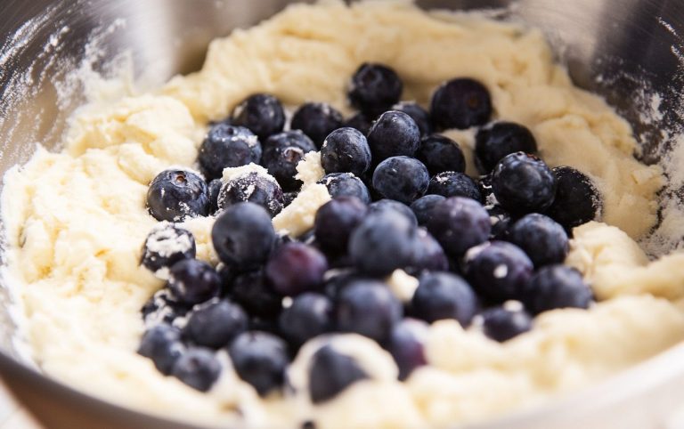 Classic Blueberry Muffins_post6n