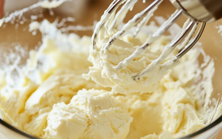 buttery glaze cake post3