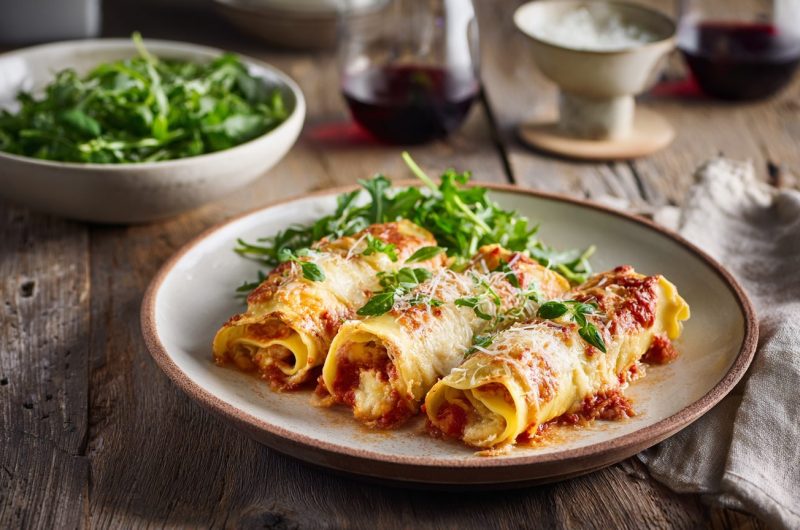 Sausage Spinach Lasagna Roll-Ups